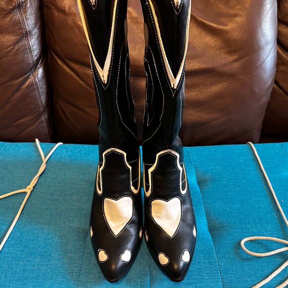 YRU SPACE COWGIRL HEART BOOT - Picture 2 of 7